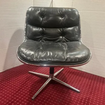 MCM Knoll Associates Black Leather Chair