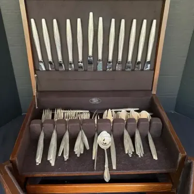 STERLING: S. Kirk & Son Sterling Service And Wood Case: 2,793g Total Weight