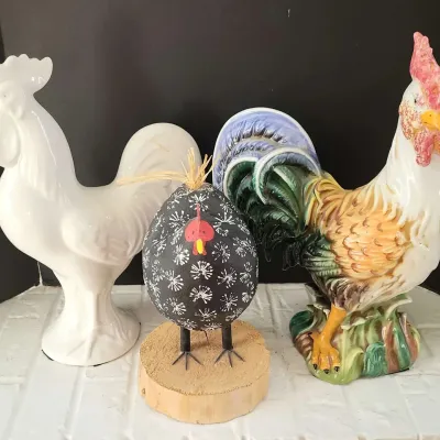 3 Decorative Roosters