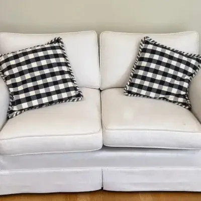 White/Cream Loveseat