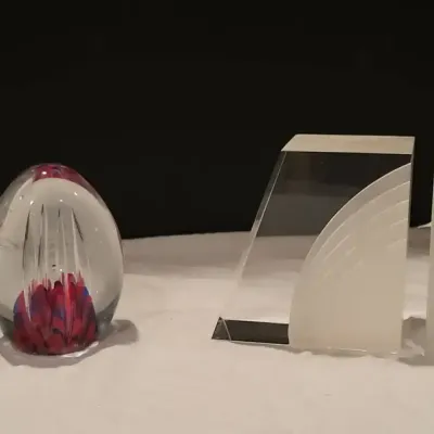 2 Art Glass Paperweights & Pair of MCM Book Ends