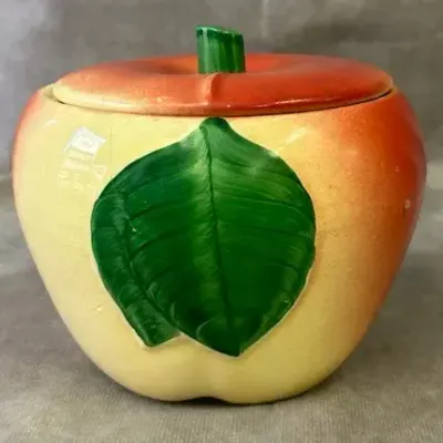 Vintage Blushing Apple Cookie Jar 