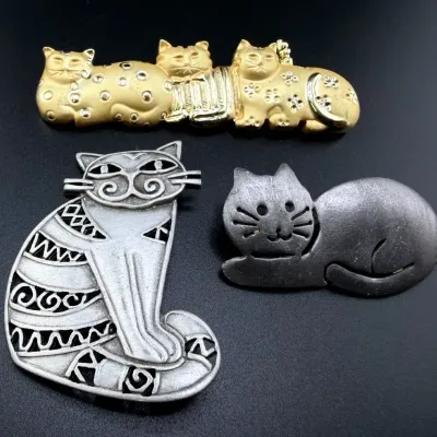 Assortment of Cat Brooches 