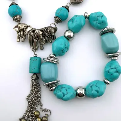 Faux Turquoise Silver Tone Elephant Pendant Necklace & Stretch Bracelet
