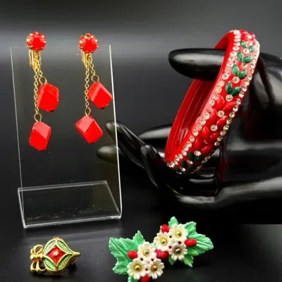 Vintage Holiday Festive Collection 