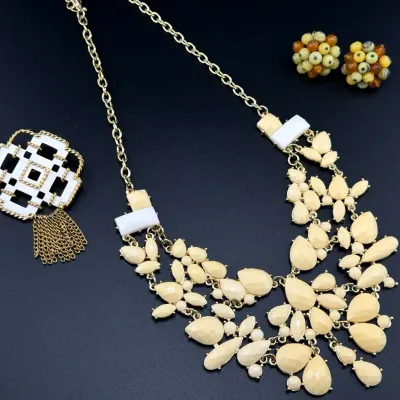 Vintage Cream & Gold Toned Collection 