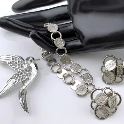 Sarah Coventry Silver Tone Earrings & Matching Bracelet And Bird Brooch 