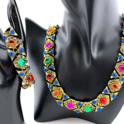 Multicolor Stone Cabochon Gold Tone Collar Necklace & Matching Bracelet