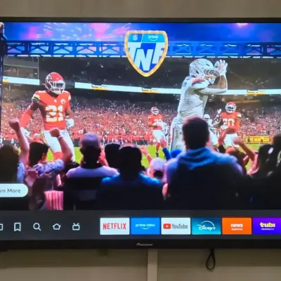 Pioneer 43" TV