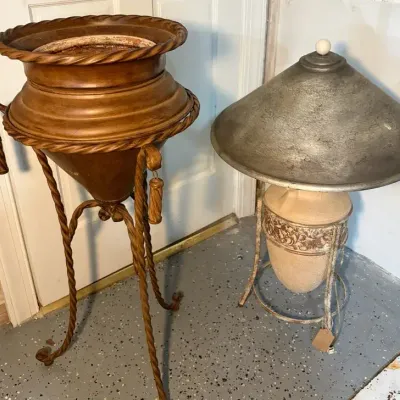Textured Urn Lamp & Plant Stand