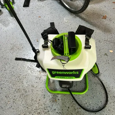 Greenworks 24V Back Pack Sprayer W/ Battery And Charger 