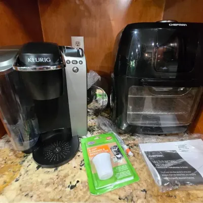 Kitchen Appliances: Air Fryer, Keurig, Waffle Makers, Coffee & Tea Pots