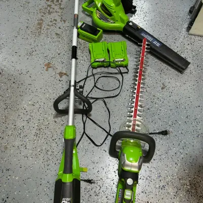 Greenworks 40V Tool System With Chargers and Battery 