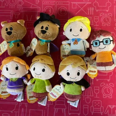Hallmark Itty Bittys Scooby-Doo Plush Collection (7 Pieces)