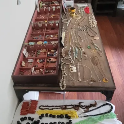 Vintage jewelry 