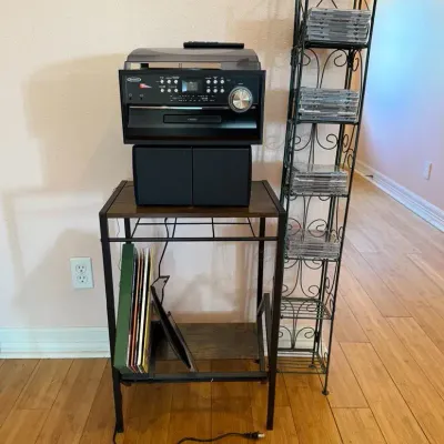 Jensen Turntable/CD Stereo with Speakers, Stand, Media Rack & Records