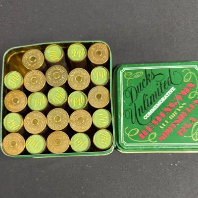 Vintage Remington Ducks Unlimited Commemorative 12 Gauge Brass Shotgun Shells Tin (24)
