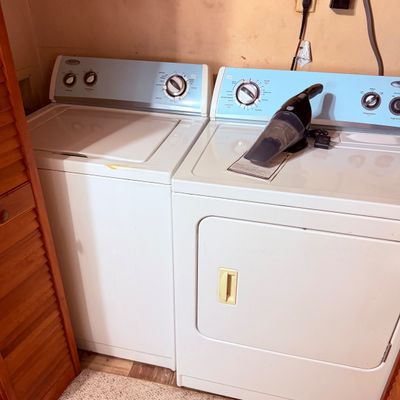 Sale Photo Thumbnail #80: Whirlpool top-load washing machine and electric dryer set