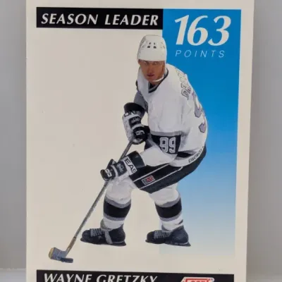 Sale Photo Thumbnail #781: 1991 Score 'Season Leader' Wayne Gretzky Los Angeles Kings hockey trading card.