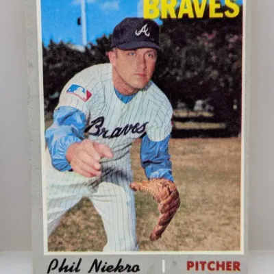 Sale Photo Thumbnail #719: 1970 Topps Phil Niekro #300 trading card featuring the Atlanta Braves pitcher.