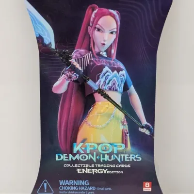 Sale Photo Thumbnail #865: Sealed pack of Kayou Netflix K-Pop Demon Hunters collectible trading cards, Energy Edition Platinum series.