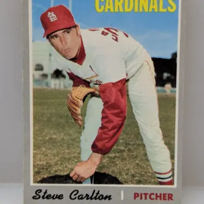 Sale Photo Thumbnail #738: 1970 Topps #220 Steve Carlton baseball card, featuring the Hall of Fame pitcher during his tenure with the St. Louis Cardinals.