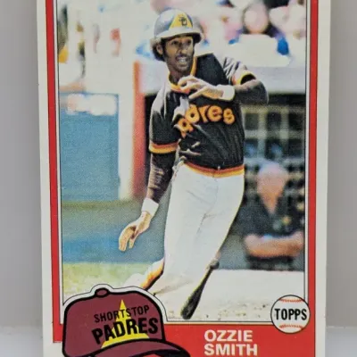 Sale Photo Thumbnail #655: 1981 Topps Ozzie Smith baseball card (#254) featuring him as a shortstop for the San Diego Padres.