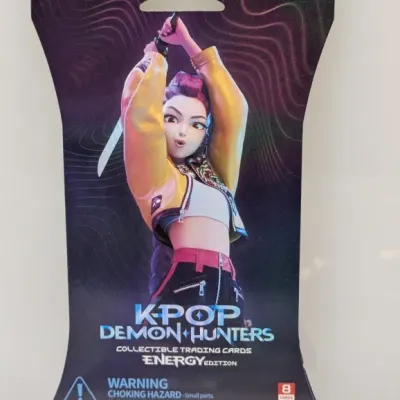 Sale Photo Thumbnail #853: Sealed pack of Kayou K-Pop Demon Hunters Collectible Trading Cards, Energy Edition Platinum Series 01.
