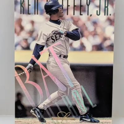 Sale Photo Thumbnail #639: 1990s Leaf Limited Ken Griffey Jr. 'BAT PATROL' insert baseball trading card.
