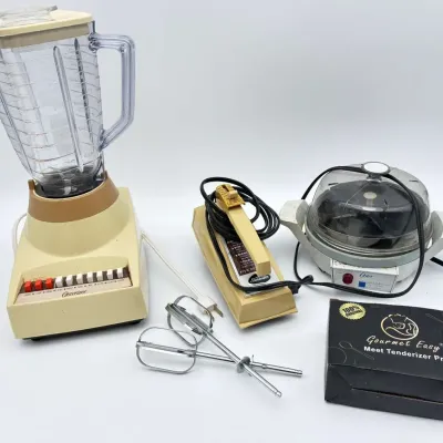 Osterizer Blender Sunbeam Mixmaster and Oster Egg Cooker
