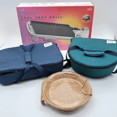 Toastmaster Cool Edge Grill and Pyrex Portables Kitchenware
