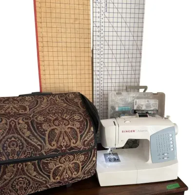 Singer Advance 7422 Sewing Machine ArtBin Storage Case