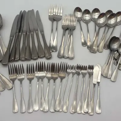 Distinction Deluxe Stainless Steel Flatware by Oneida, Colonial Boston Fork Spoon Teaspoon