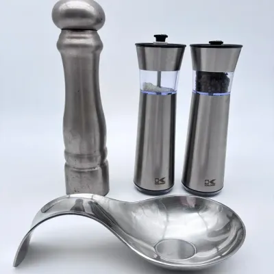 Kalorik Electric Grinders and Olde Thompson Pepper Mill