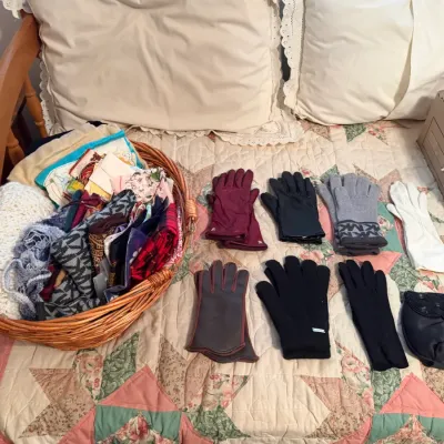 Sale Photo Thumbnail #128