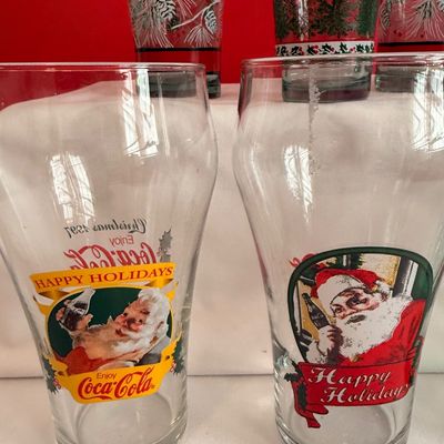 Vintage Coca-Cola Christmas Holiday Glassware Set of 8
