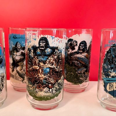 Set of 5 Vintage 1976 King Kong Coca-Cola Collector Glasses