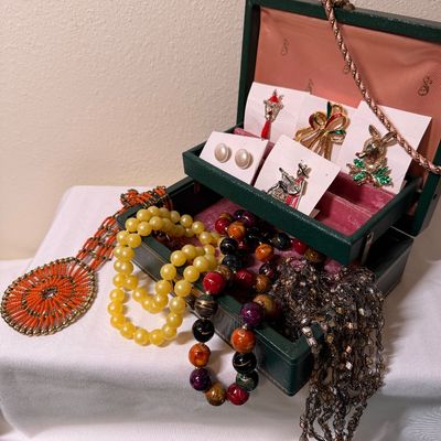 Sale Photo Thumbnail #541: .
