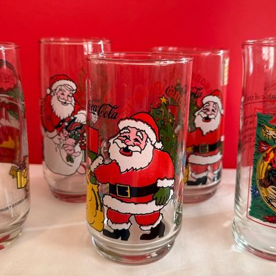Vintage Coca-Cola Christmas Glassware Collection - 5 Glasses
