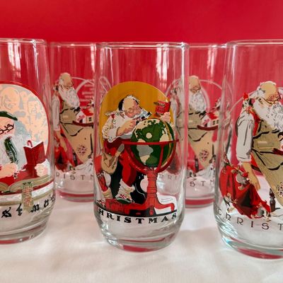 Vintage Coca-Cola Norman Rockwell Christmas Glasses - Set of 6