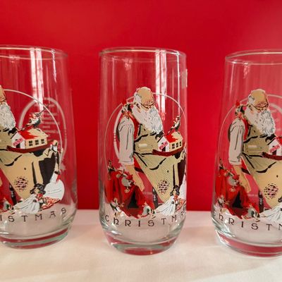 Vintage Coca-Cola Norman Rockwell Christmas Glasses - Set of 6