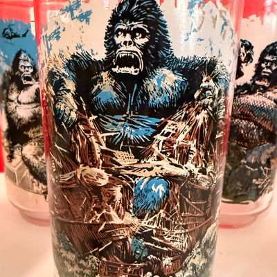 Set of 5 Vintage 1976 King Kong Coca-Cola Collector Glasses