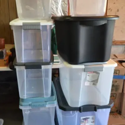 Storage Containers - Lot 1 (G1)