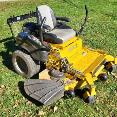 Hustler Zero Turn Riding Mower (G1)