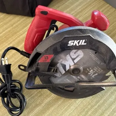 Skil 7-1/4 in. Circular Saw 13 AMP