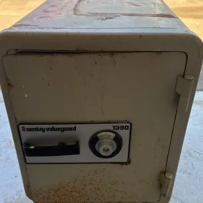 Sentry Valueguard 1380
