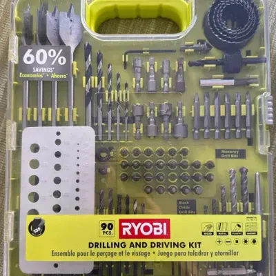 Ryobi Drilling And Driving Kit