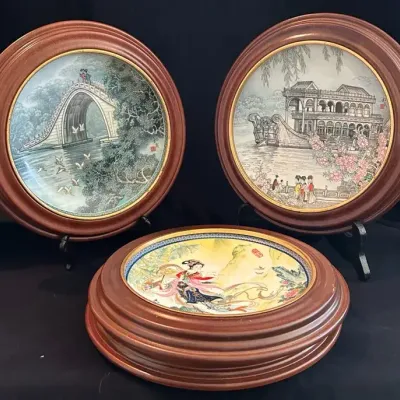 Four Imperial Jingdezhen Porcelain Plates