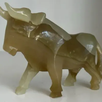 Vintage Onyx Bull 