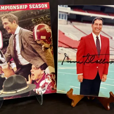 Gene Stallings Signed Photograph And The Birmingham News Booklet